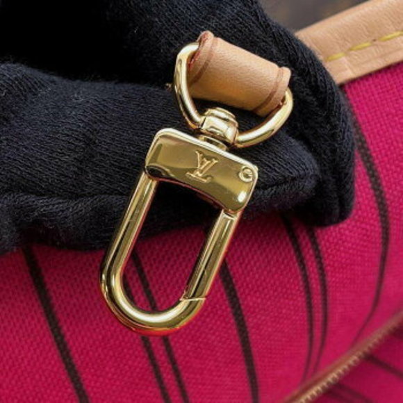 Louis Vuitton Tote Bag Monogram Neverfull GM Pouch - Picture 8 of 10